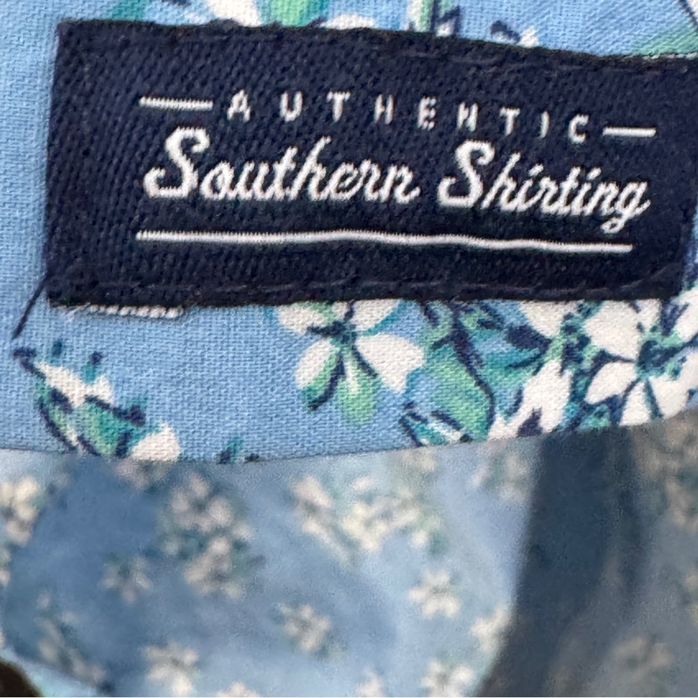 🌸 Crown & Ivy Blue Floral Button Down Shirt M - Picture 5 of 7